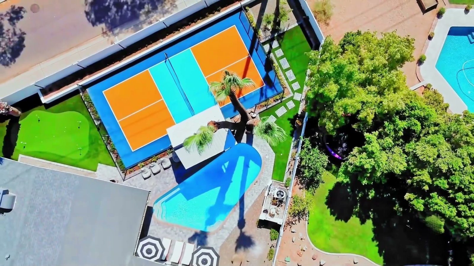 Aerial view of Villa Makena in Scottsdale: private pool, pickleball court and palm-shaded patio